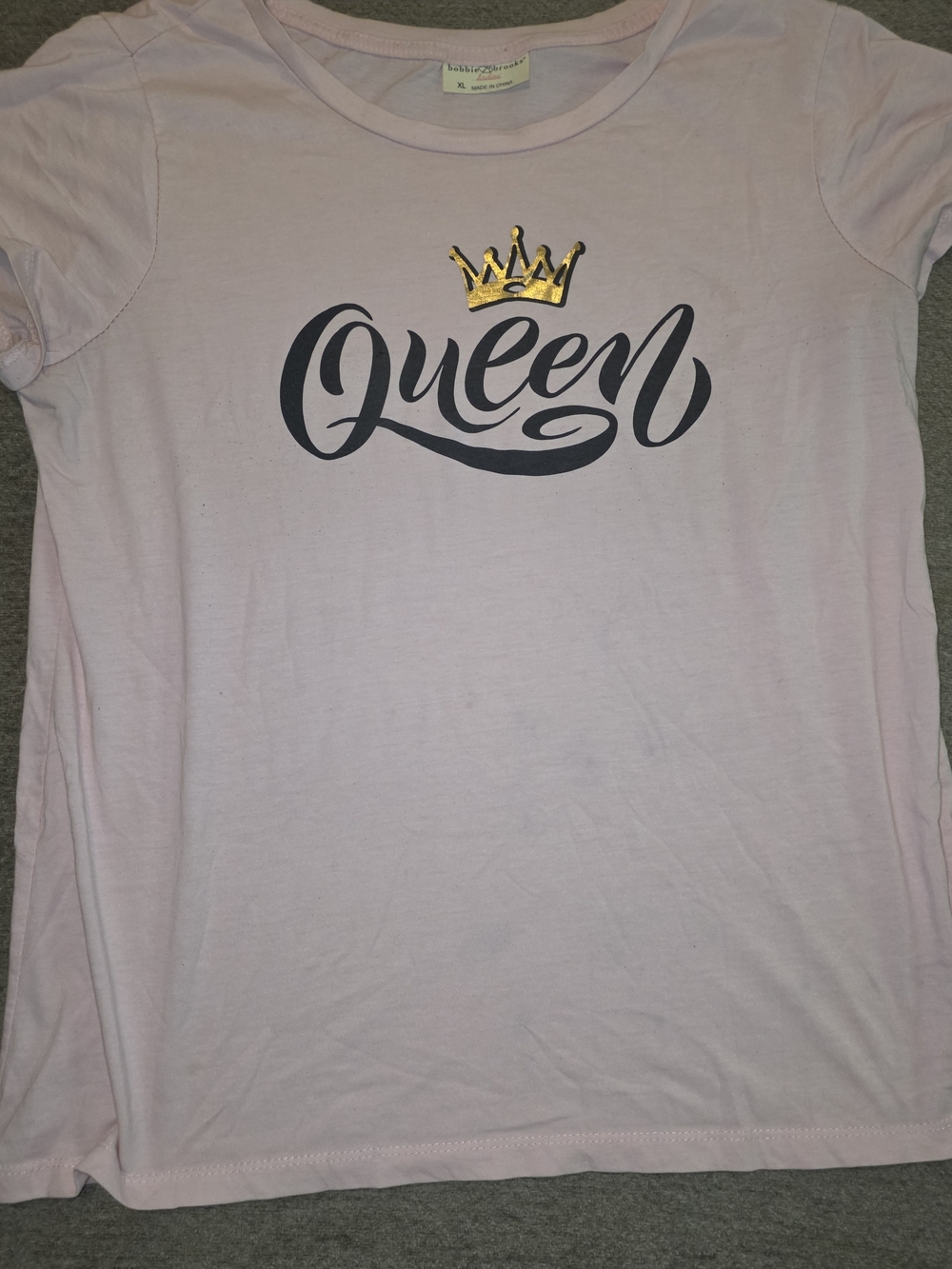 Bobbie Brooks Light Pink "Queen" Graphic Tee with Gold Crown XL